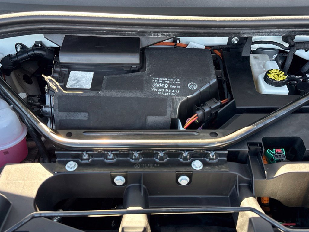 Used 2023 Volkswagen ID.4 2WD image 30