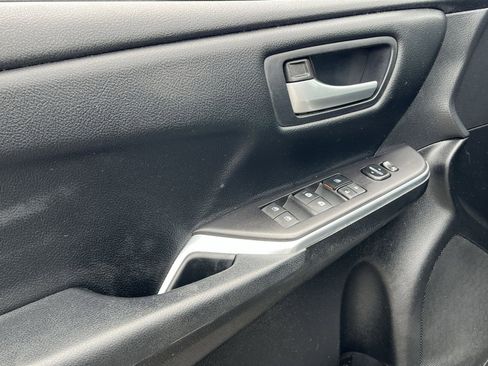 Used 2016 Toyota Camry LE w/ Protection Package (Q2) FWD image 23