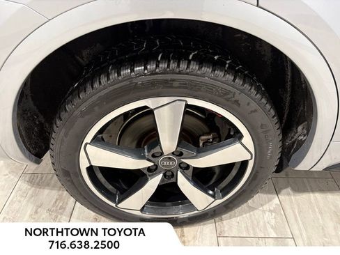 Used 2022 Audi Q5 2.0T Premium Plus image 3