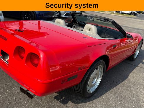 Used 1996 Chevrolet Corvette Convertible RWD image 3