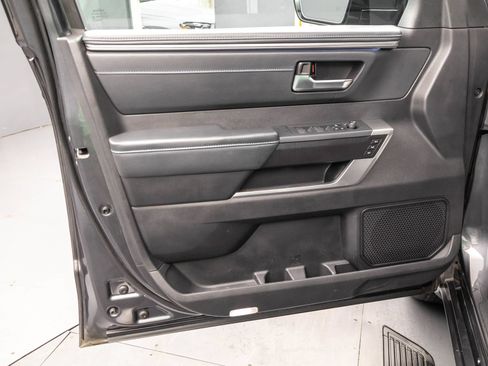 Used 2022 Toyota Tundra Platinum w/ Advanced Package AWD/4WD image 30