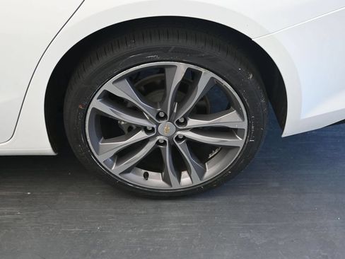 Used 2023 Chevrolet Malibu LT w/ Driver Confidence Package FWD image 12