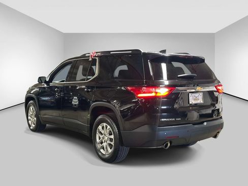 Used 2021 Chevrolet Traverse LT AWD/4WD image 3