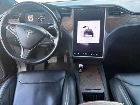 Used 2019 Tesla Model X 100D image 12