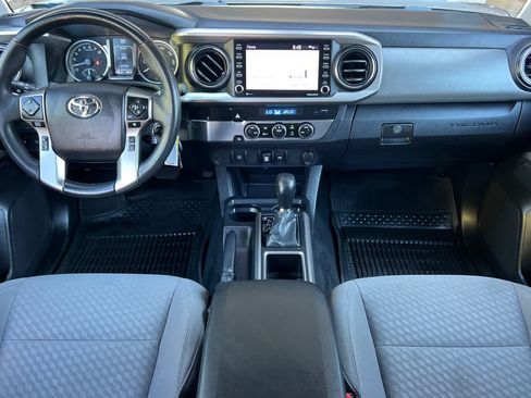 Certified 2022 Toyota Tacoma SR5 RWD image 3