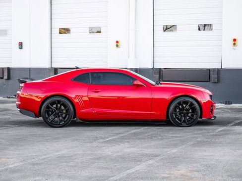 Used 2010 Chevrolet Camaro SS w/ RS Package image 13