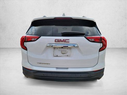Used 2018 GMC Terrain SLE w/ Driver Convenience Package FWD image 6