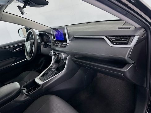 Certified 2024 Toyota RAV4 XLE image 29