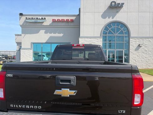Used 2018 Chevrolet Silverado 1500 LTZ w/ Sport Package AWD/4WD image 6