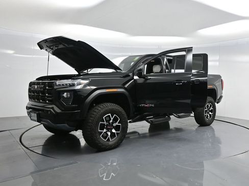 Used 2024 GMC Canyon AT4X image 43
