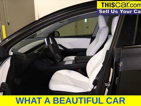 Used 2025 Tesla Model 3 Long Range RWD image 10