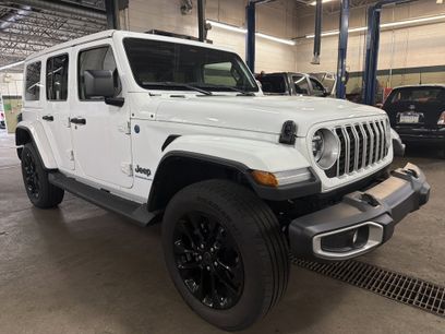 Certified 2025 Jeep Wrangler Unlimited Sahara