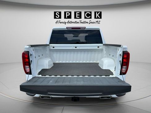 Used 2023 GMC Sierra 1500 Elevation w/ X31 Off-Road Package AWD/4WD image 5