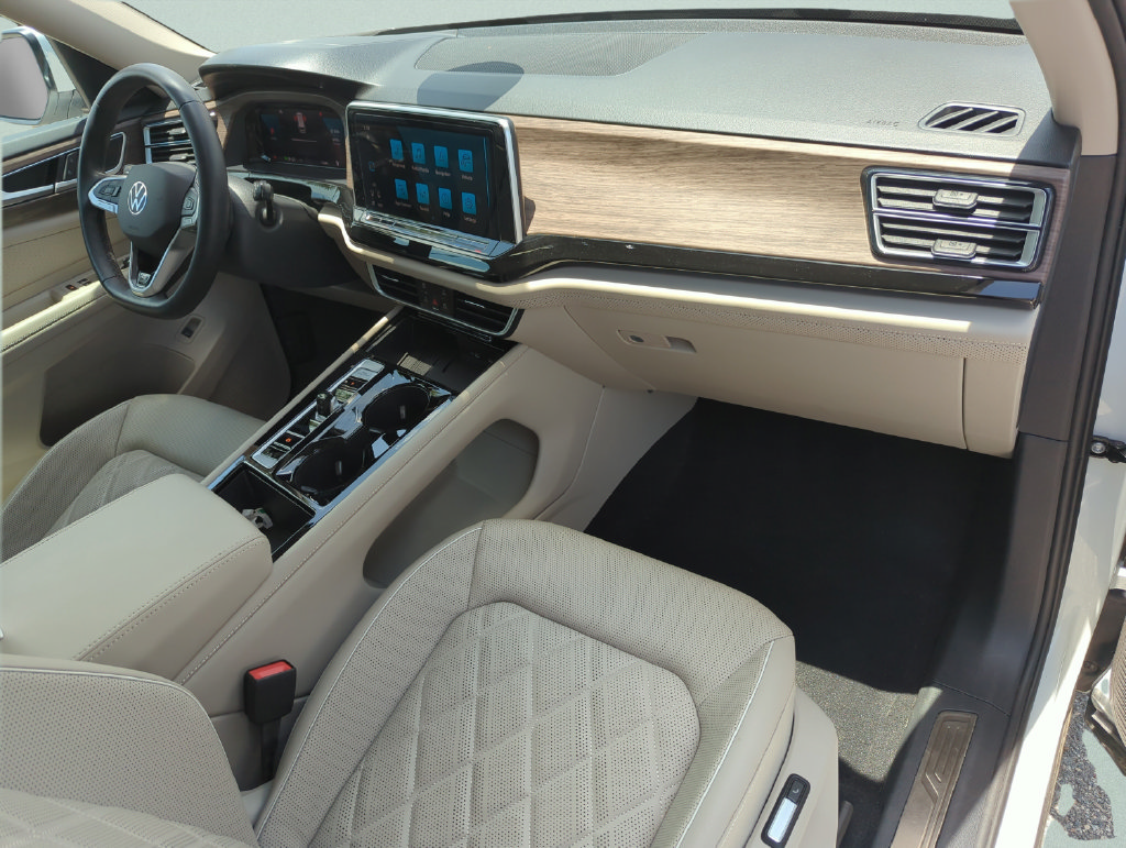 Certified 2026 Volkswagen Atlas SEL Premium R-Line AWD/4WD image 23