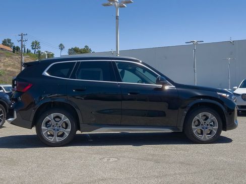 New 2026 BMW X1 xDrive28i w/ Convenience Package AWD/4WD image 3