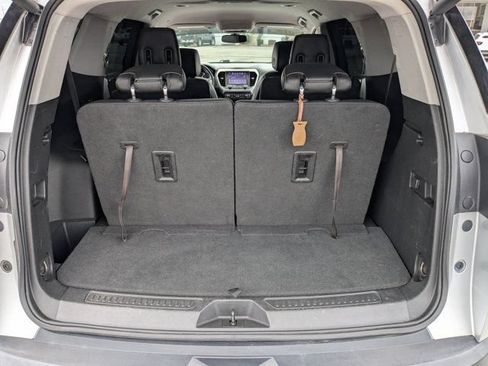 Used 2018 GMC Acadia SLT FWD image 13