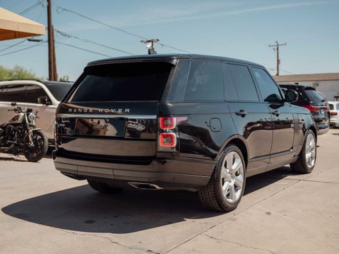 Used 2018 Land Rover Range Rover Supercharged AWD/4WD image 4