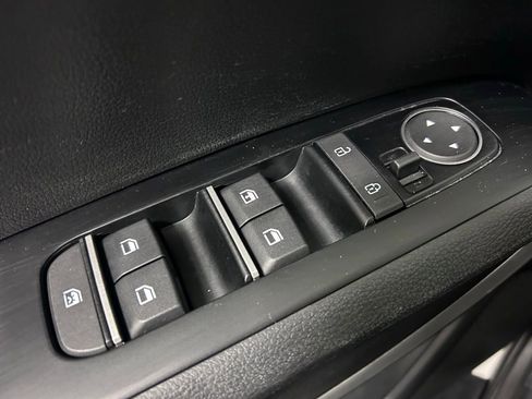 Used 2022 Kia Soul LX w/ Technology Package image 5