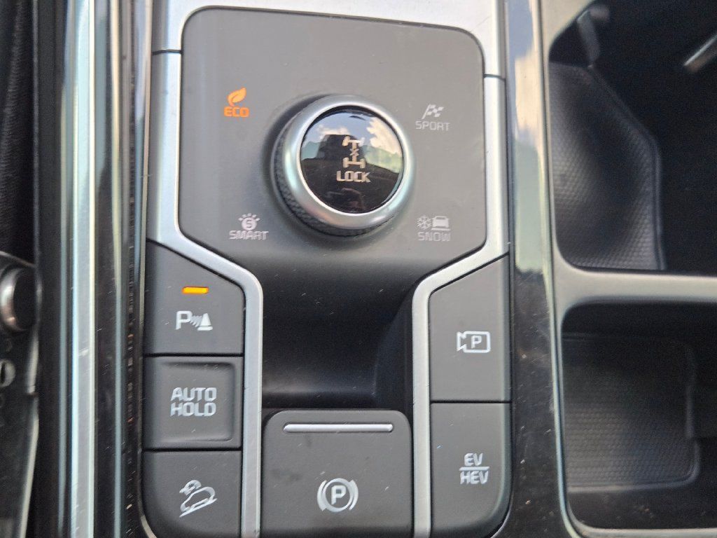 Used 2022 Kia Sorento SX AWD/4WD image 30