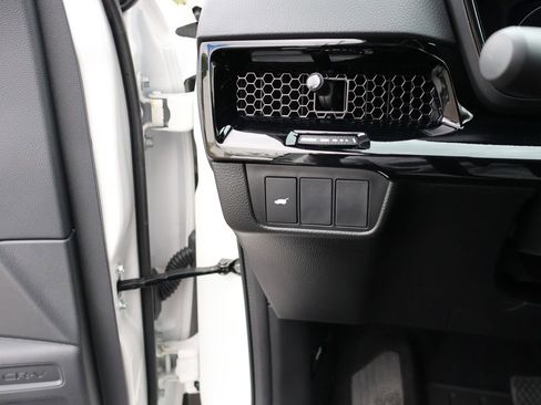Certified 2026 Honda CR-V Sport Touring image 31