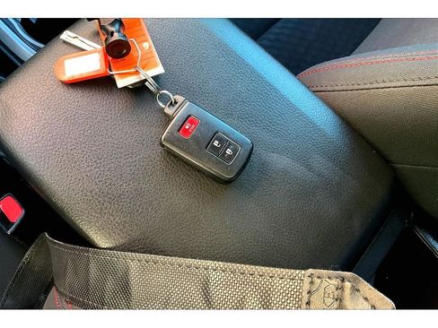 Used 2023 Toyota Tacoma SR5 w/ Technology Package image 11