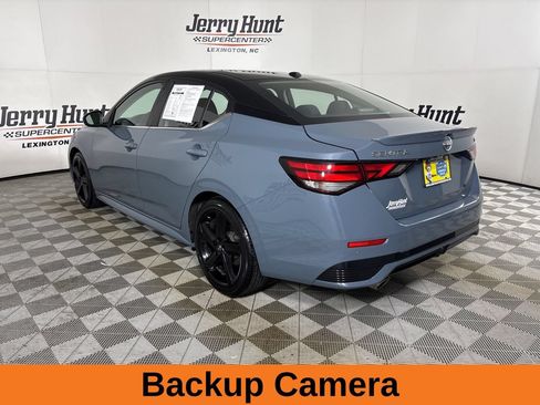 Used 2024 Nissan Sentra SR FWD image 9