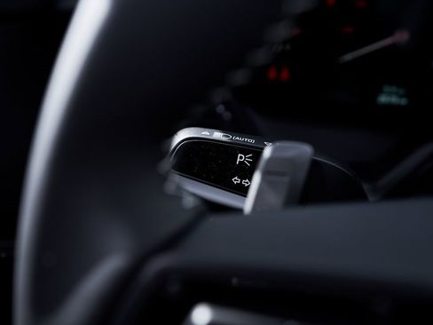 Used 2024 Porsche 911 Targa 4S w/ Premium Package image 46