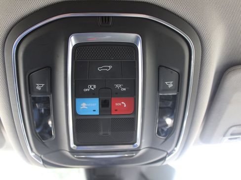 Used 2021 Jeep Grand Cherokee L Limited RWD image 58