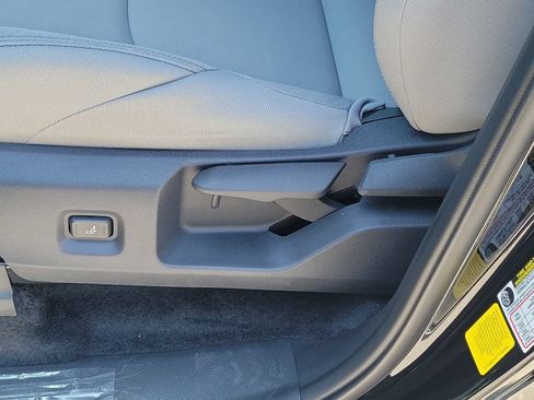 New 2026 Toyota Tacoma SR5 RWD image 16