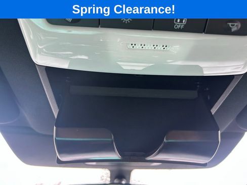 Used 2024 Nissan Pathfinder Rock Creek AWD/4WD image 40
