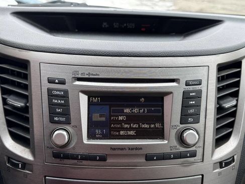 Used 2014 Subaru Outback 2.5i Limited w/ Moonroof Package image 17