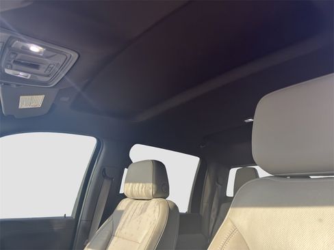 Used 2020 Chevrolet Silverado 2500 LTZ w/ LTZ Premium Package image 8