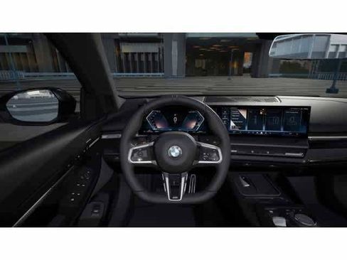 Used 2026 BMW 530i w/ M Sport Package image 13