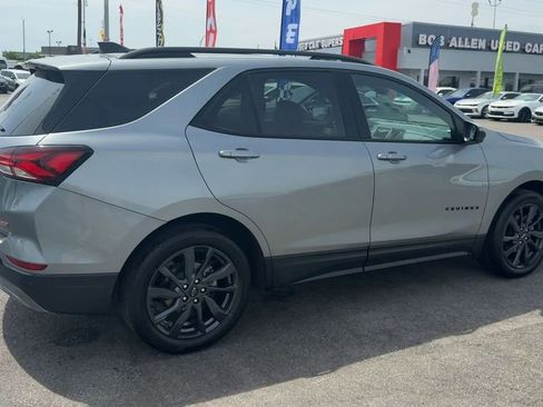 Used 2024 Chevrolet Equinox RS w/ LPO, Floor Liner Package FWD image 7