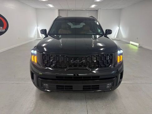 Used 2025 Kia Telluride SX Prestige X-Pro image 2