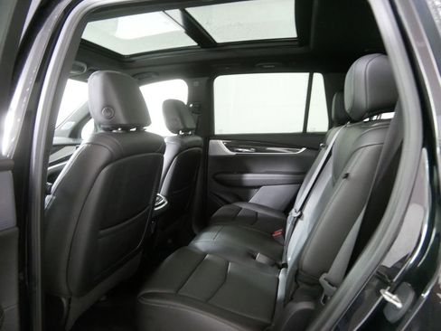 Used 2023 Cadillac XT6 Sport image 19