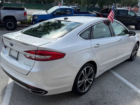 Used 2017 Ford Fusion Titanium FWD image 5
