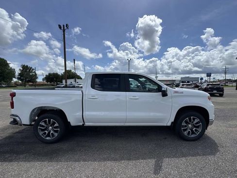New 2026 Chevrolet Silverado 1500 LT w/ Z71 Off-Road Package AWD/4WD image 7