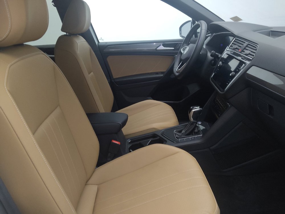 Used 2023 Volkswagen Tiguan SE FWD image 21