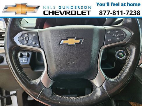 Used 2018 Chevrolet Suburban Premier image 34