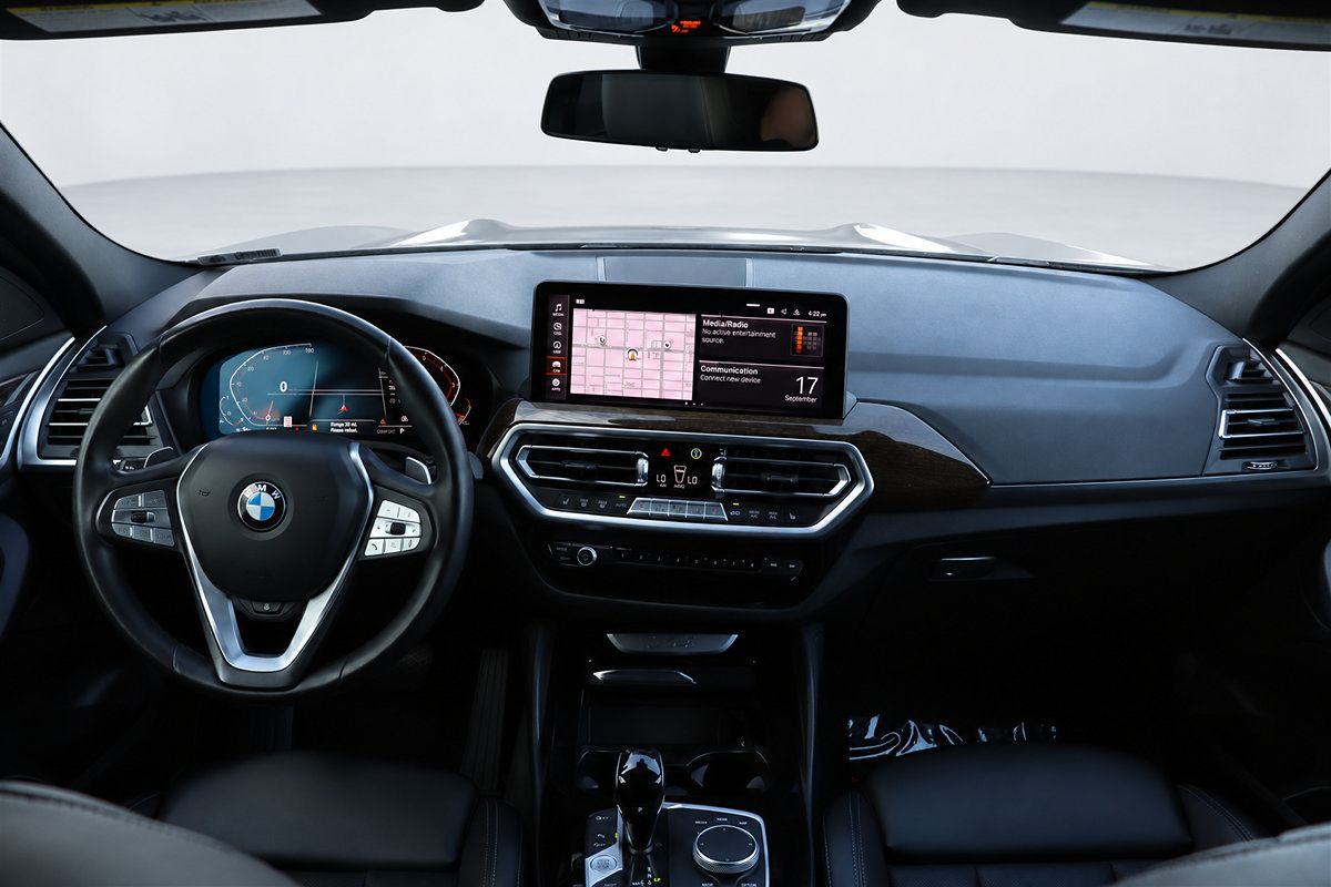 Used 2022 BMW X4 xDrive30i AWD/4WD image 19