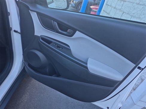 Used 2023 Hyundai Kona SEL w/ Cargo Package image 21