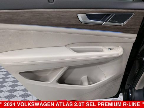 Used 2024 Volkswagen Atlas SEL Premium R-Line AWD/4WD image 29