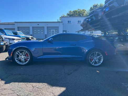 Used 2019 Chevrolet Camaro SS w/ LPO, Camaro Insignia Package RWD image 2
