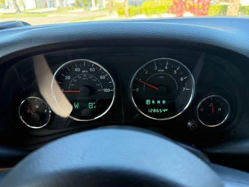 Used 2017 Jeep Wrangler Unlimited Sport w/ Quick Order Package 24S AWD/4WD image 22