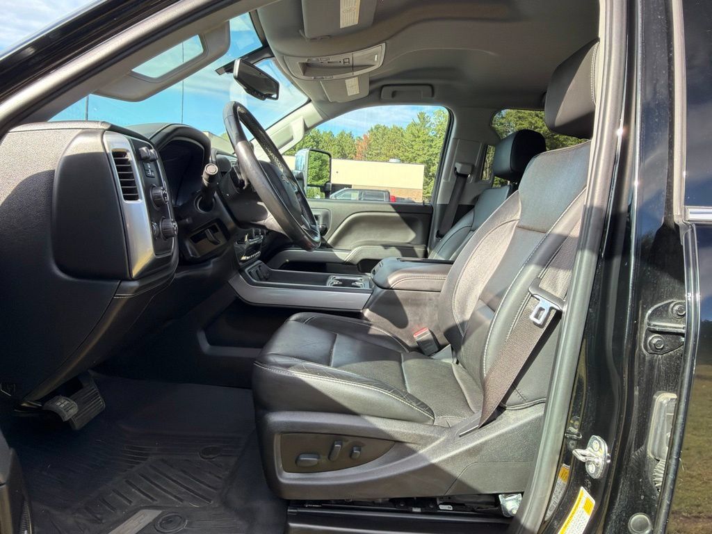 Used 2019 Chevrolet Silverado 2500 LTZ w/ Duramax Plus Package AWD/4WD image 19