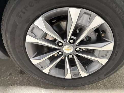 Used 2025 Chevrolet Equinox LT FWD image 40