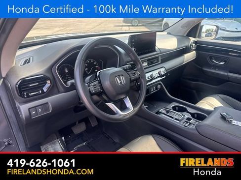 Certified 2025 Honda Pilot Touring image 15