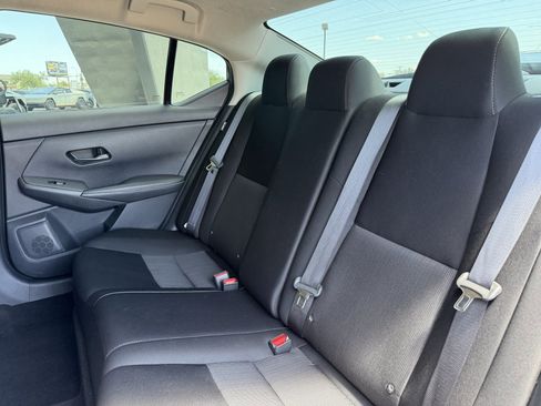 Used 2025 Nissan Sentra SV FWD image 32