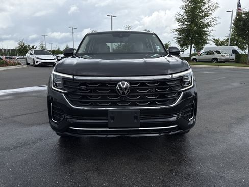 Used 2024 Volkswagen Atlas SEL Premium R-Line AWD/4WD image 3